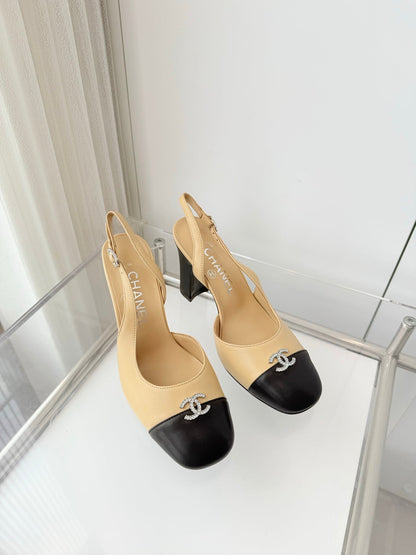 Chanel 26 High Heels Beige Black 90 in Lambskin 597385
