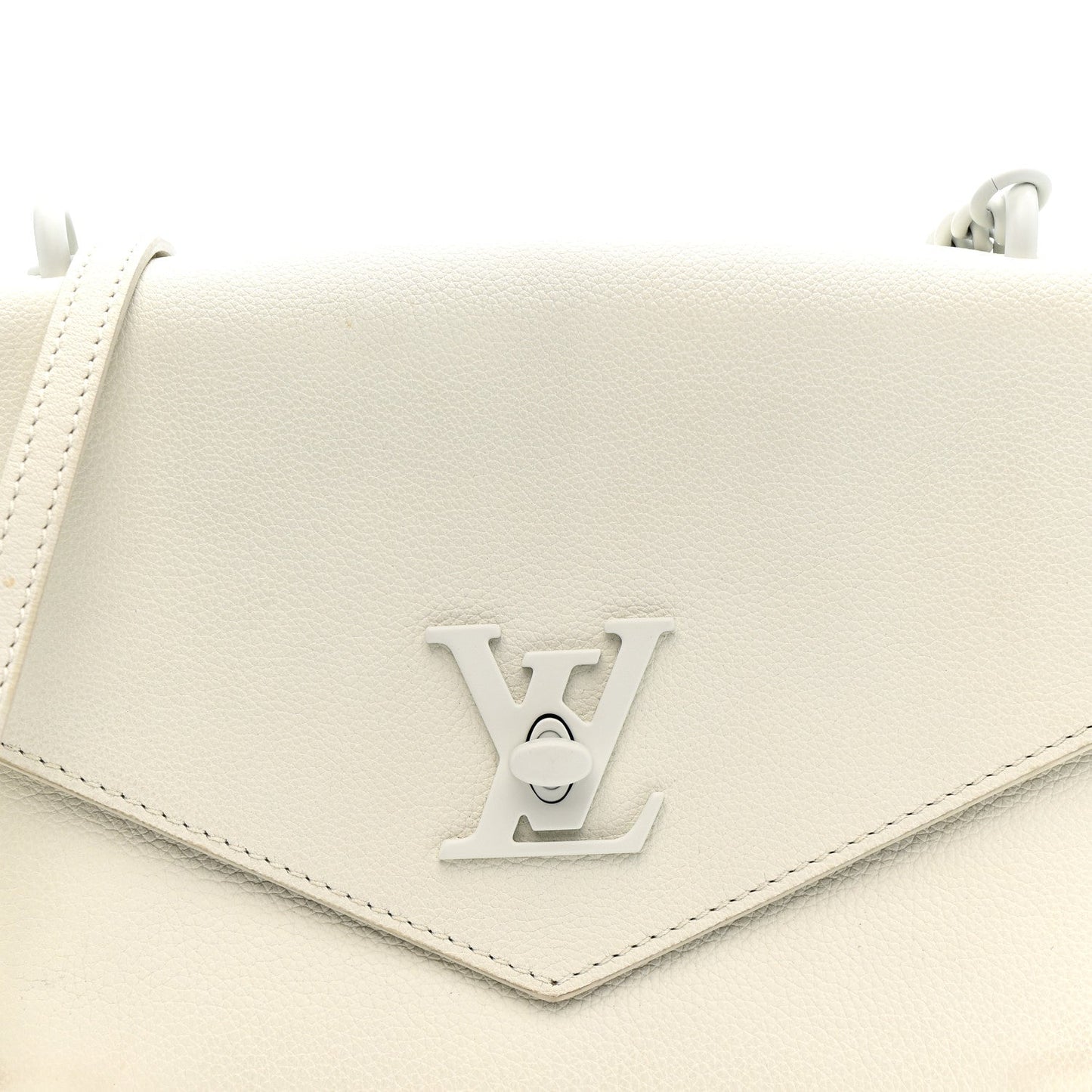 Soft Calfskin Mylockme Chain Bag BB White