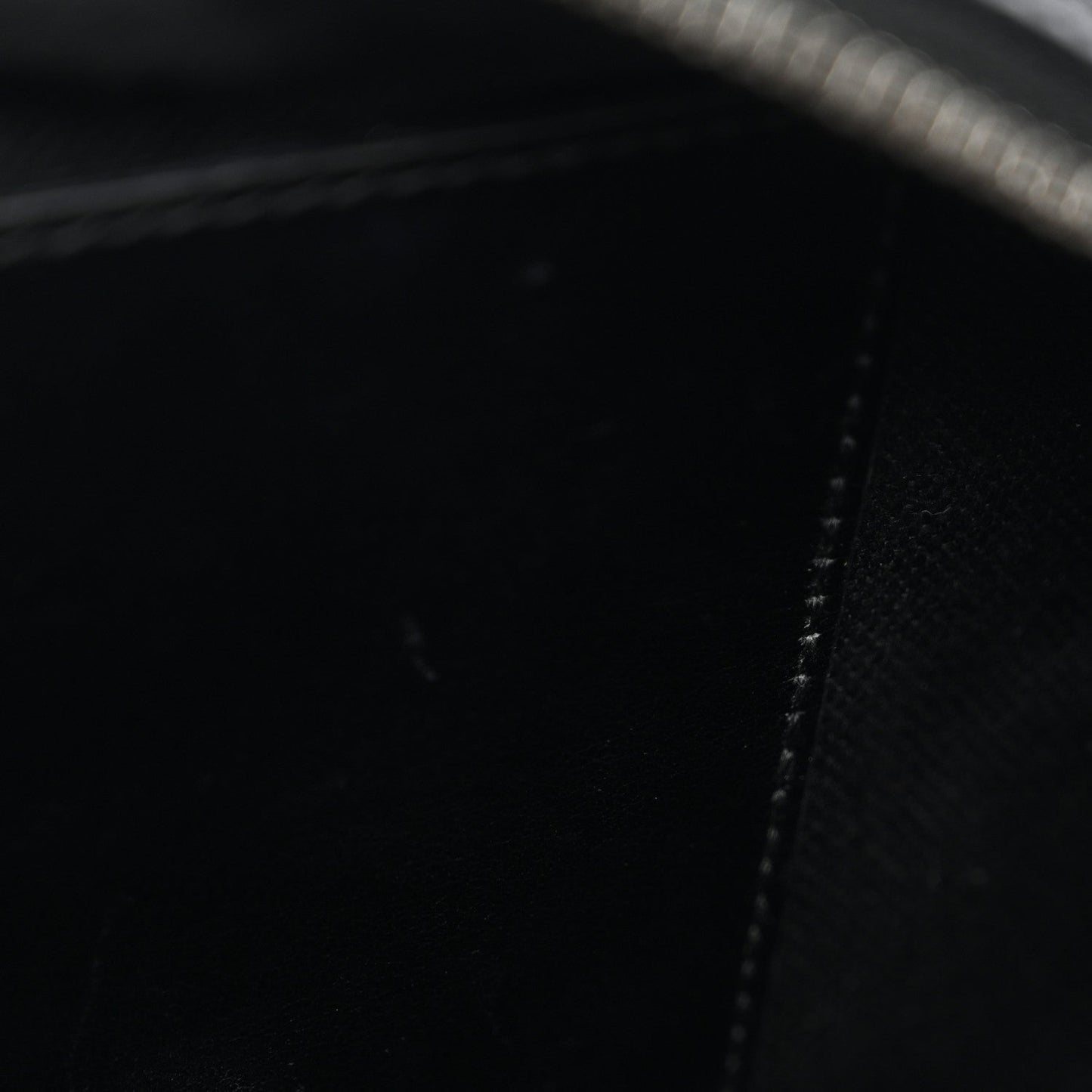 Calfskin Matelasse Monochrome Small GG Marmont Chain Shoulder Bag Black