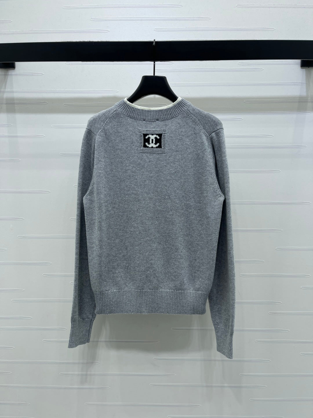 CC 26s Crew Neck Color-Blocked Faux Two-Piece Sweater Cashemere 344154