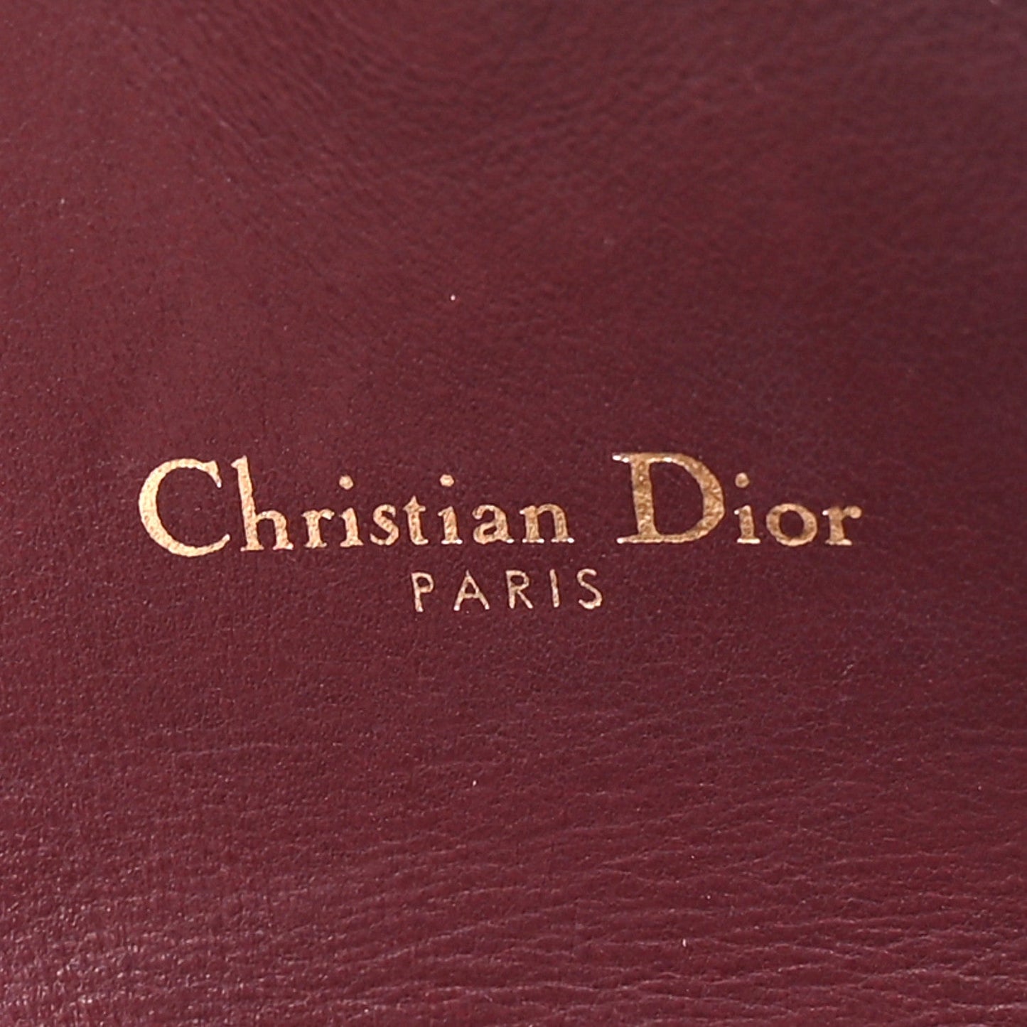 Oblique Saddle Chain Long Wallet Bordeaux