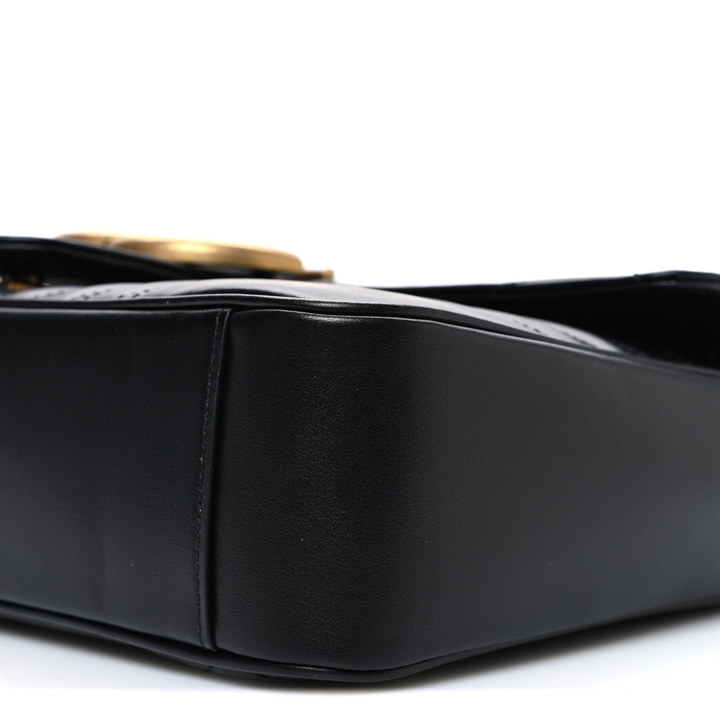 Calfskin Matelasse Medium GG Marmont Shoulder Bag Black