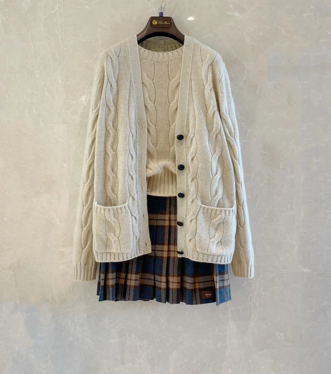 LP CARDIGAN STYLE 223