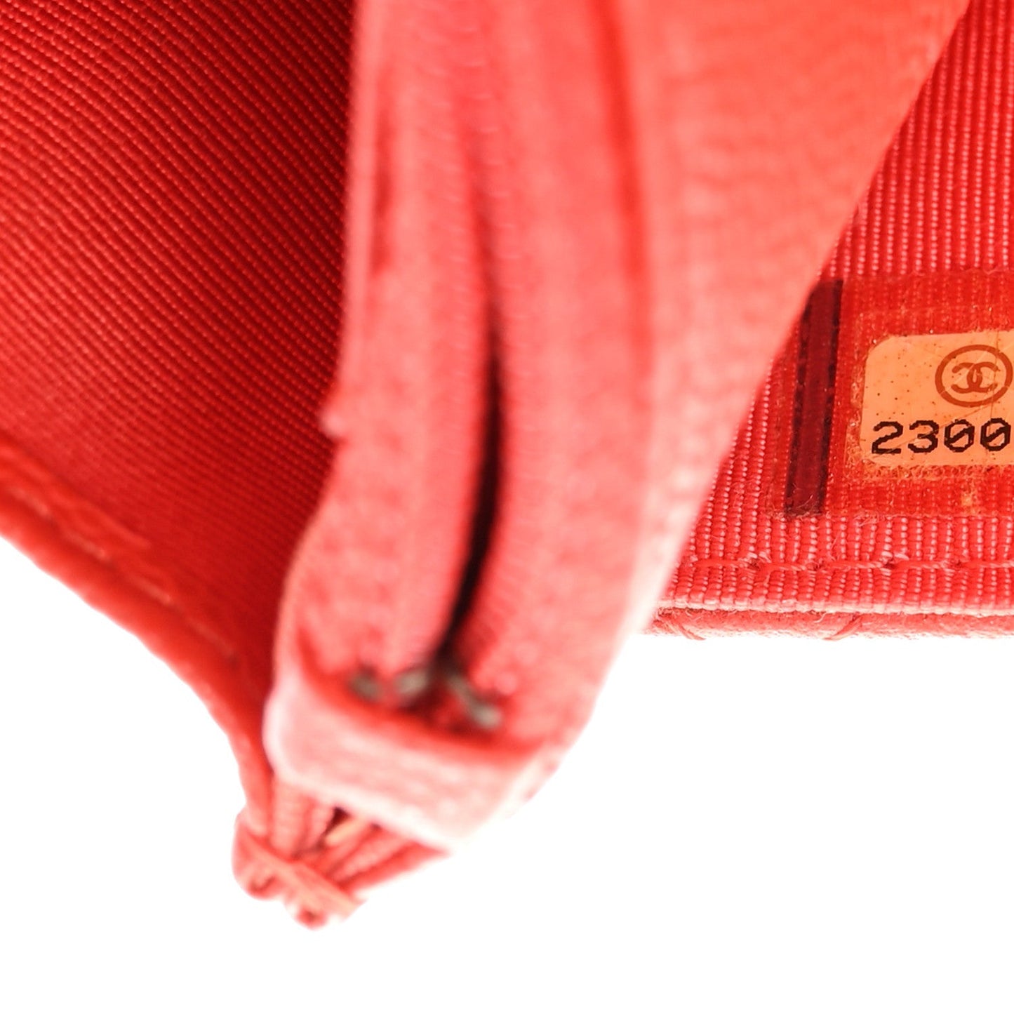 Caviar Quilted Wallet On Chain WOC Red