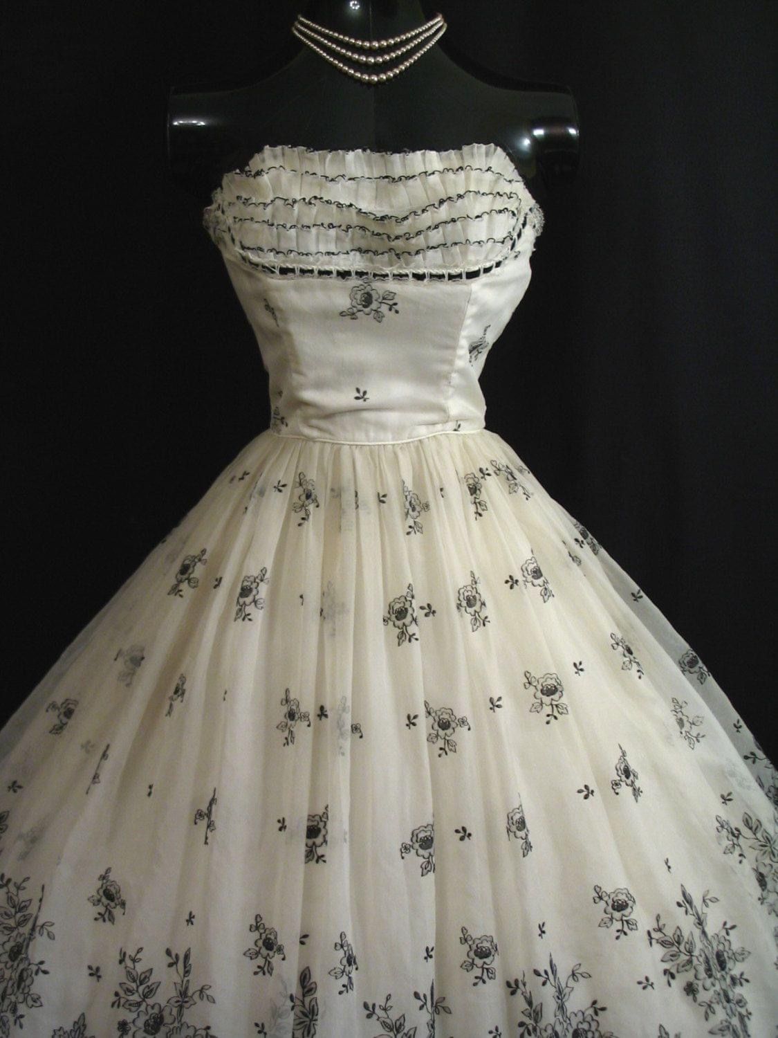 formaldressy--Black and white exquisite lace tulle midi homecoming dress formal gown gh5587