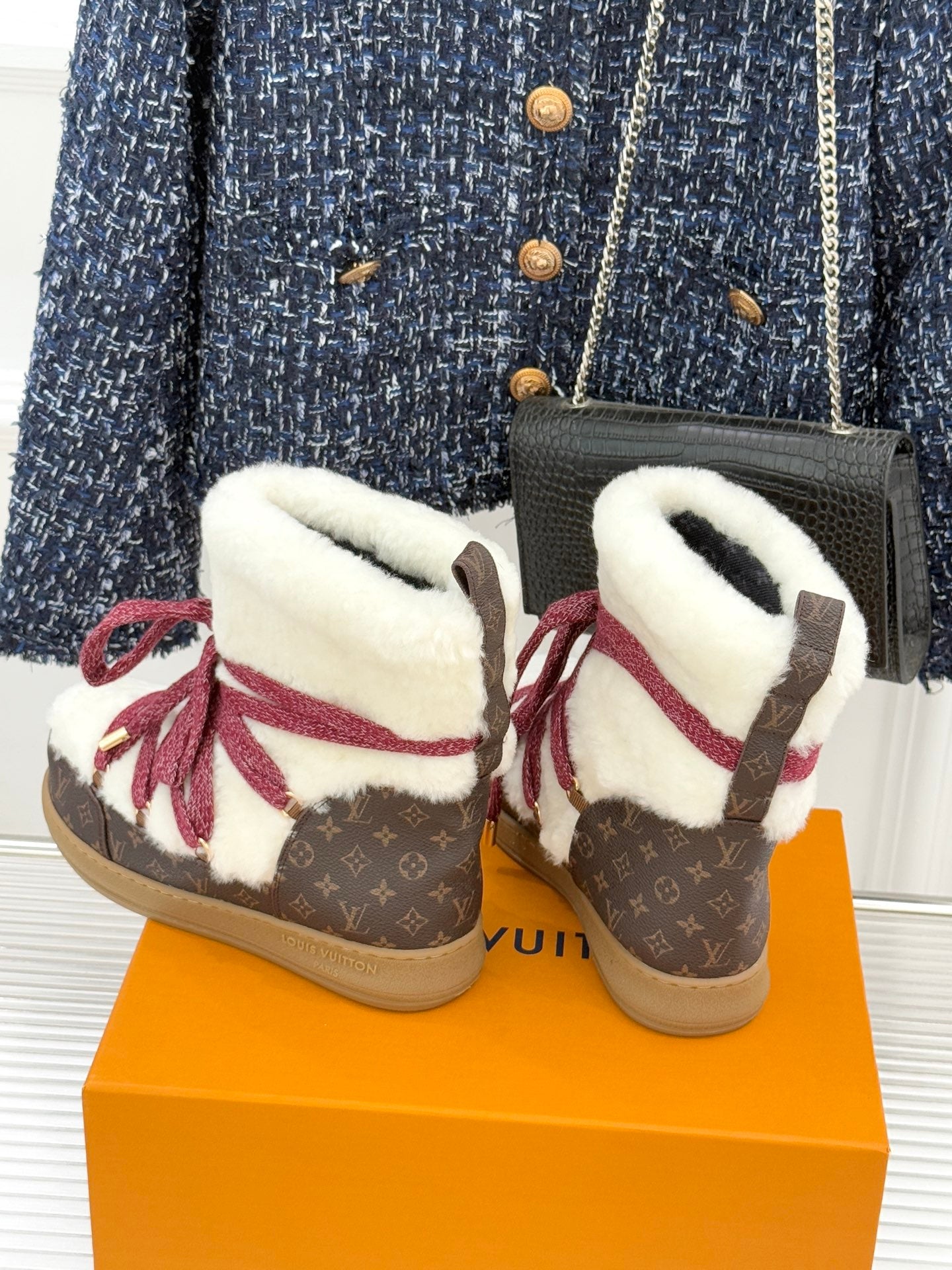 LV Cloud Lace-Up Ankle Boot Sneaker White - Red Shearling Monogram Canvas 572469