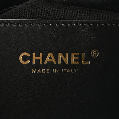 Caviar Quilted Medium Chanel 25 Handbag Black