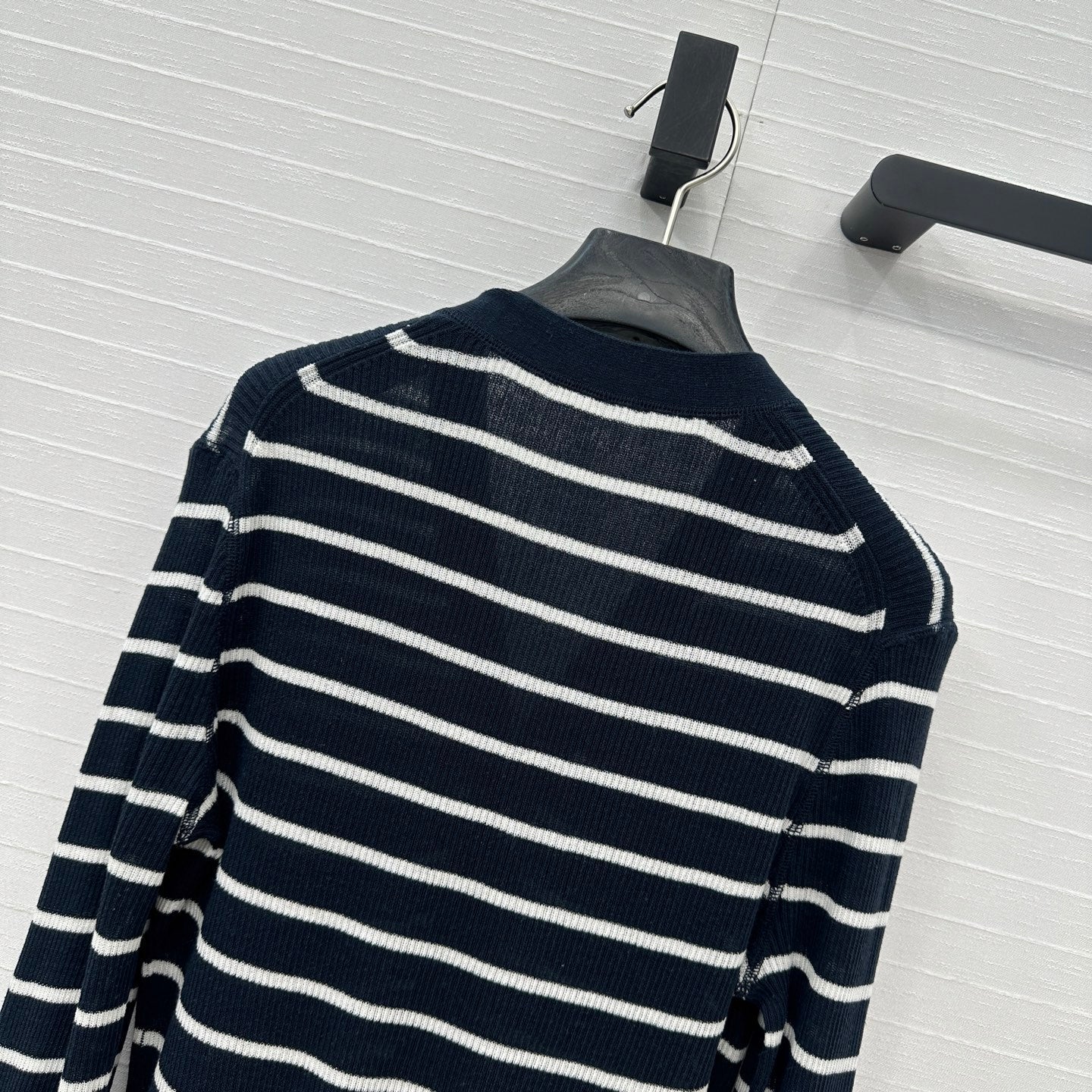 CD 25 Cardigan Black Linen Cashmere