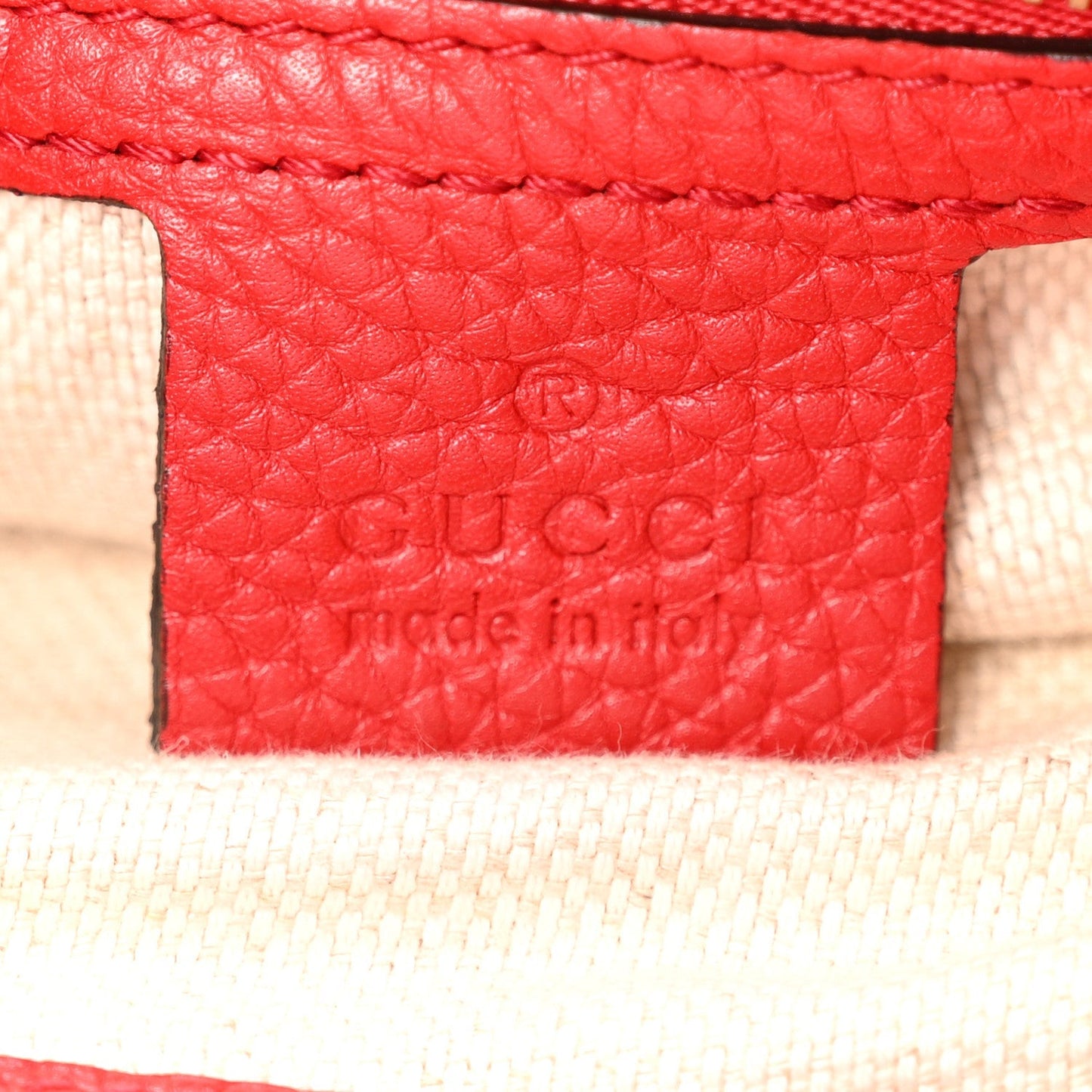 Pebbled Calfskin Medium Soho Chain Shoulder Bag Tabasco Red