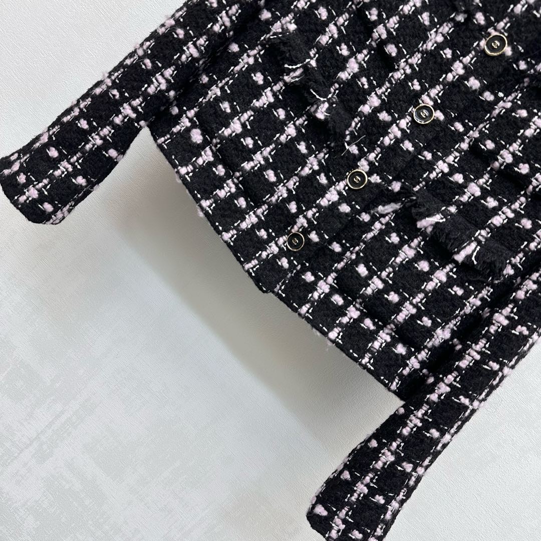 CHANEL WOOL JACKET STYLE 266