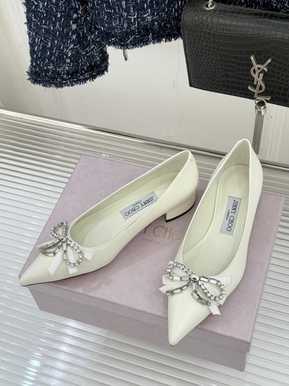 Jimmy Choo 26WF Pointed Toe Rhinestone Bow Chunky Heel White  Sheepskin 573542