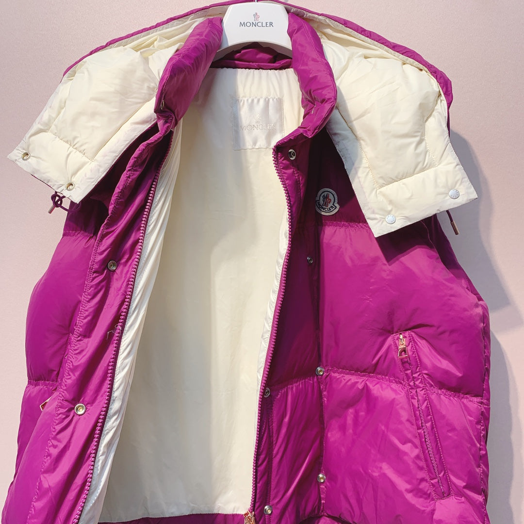 Moncler 25 Stand-up Collar Vest Polyester 296080