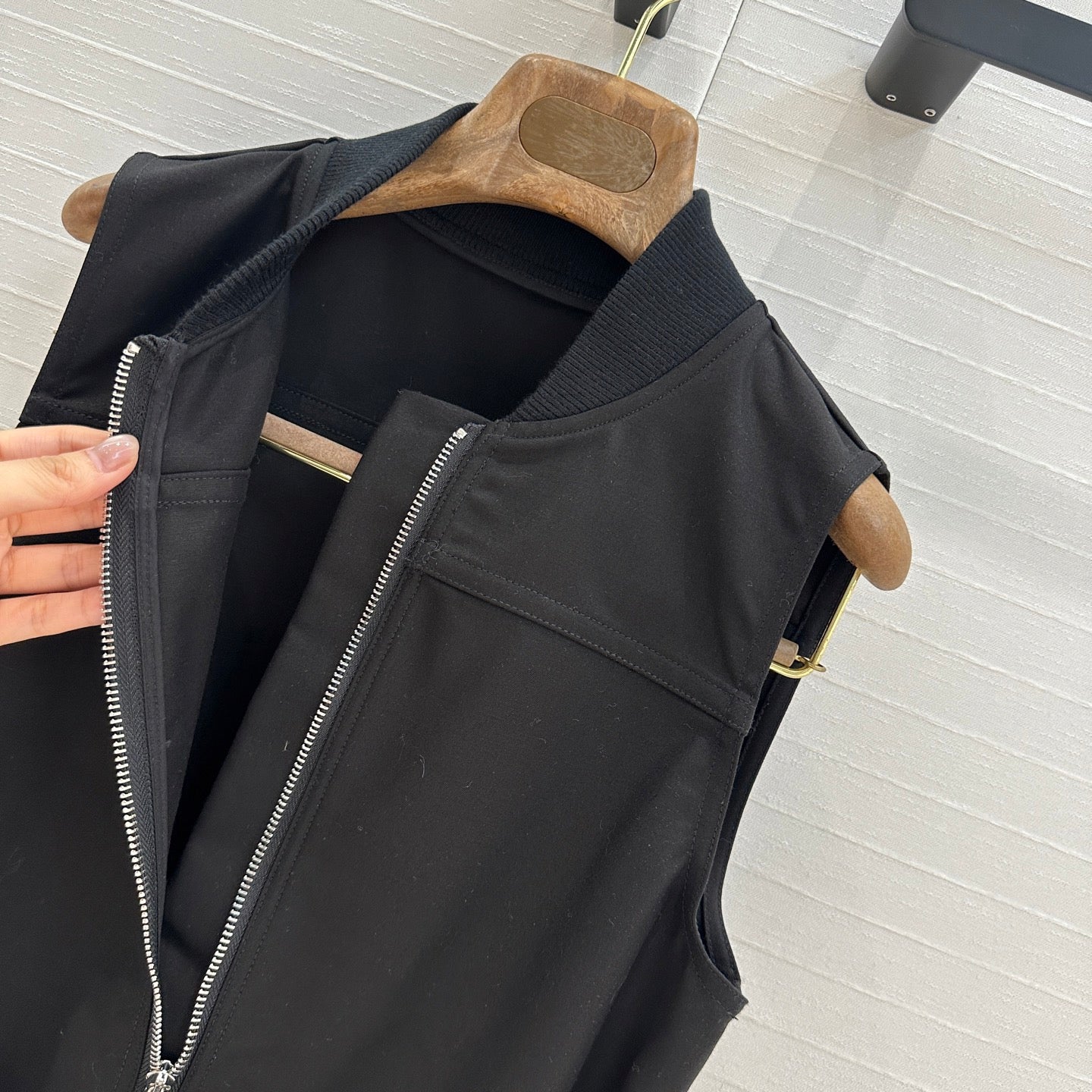 HM Majia Zipped Sleeveless Dress in Black Cotton