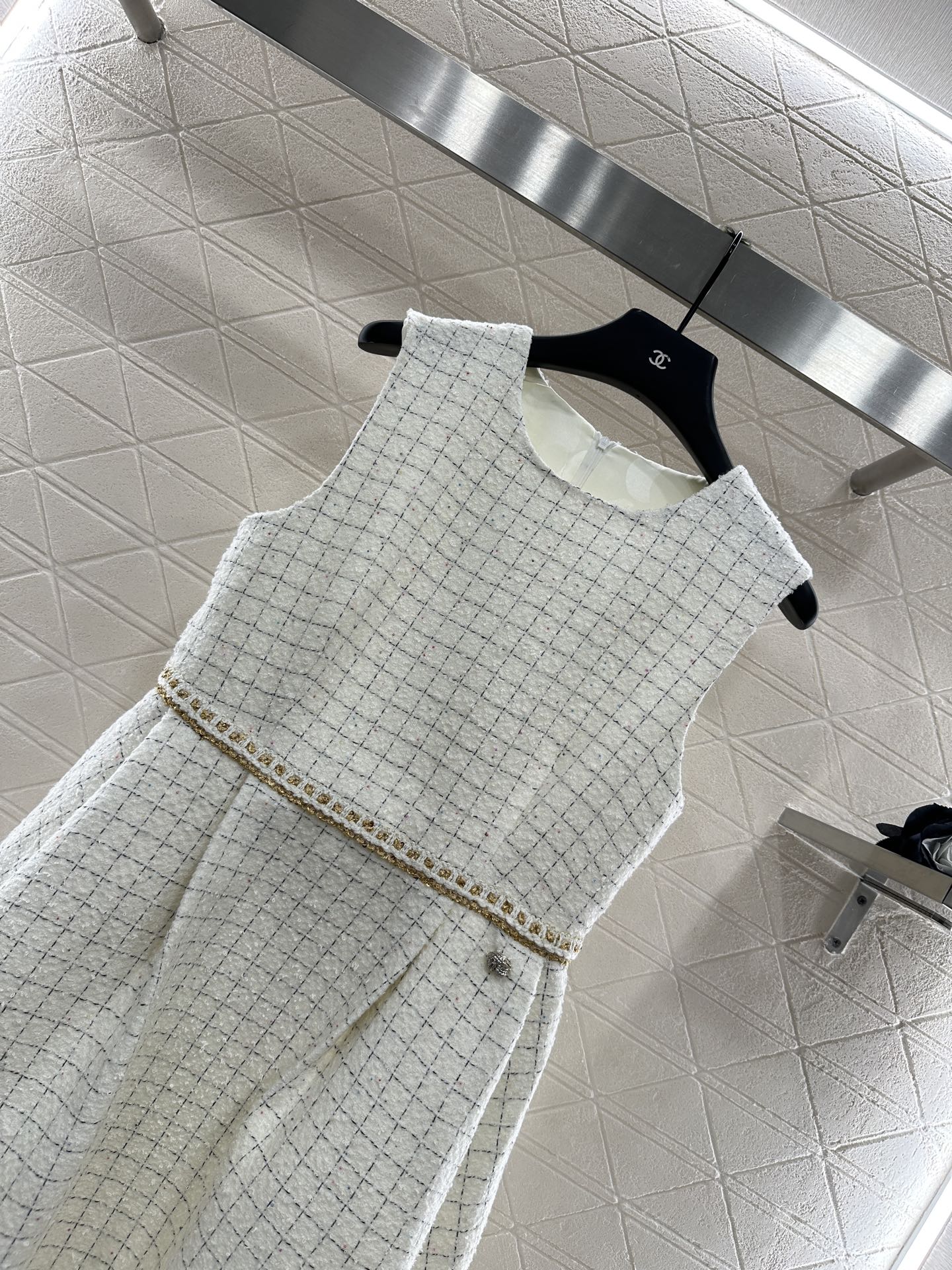 CHANEL BRAIDED HEM VEST SKIRT STYLE 287