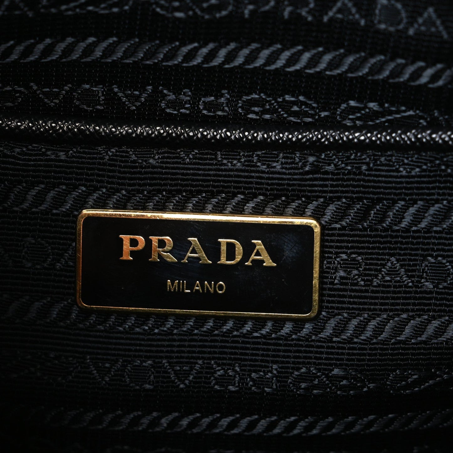 Saffiano Large Galleria Double Zip Tote Black