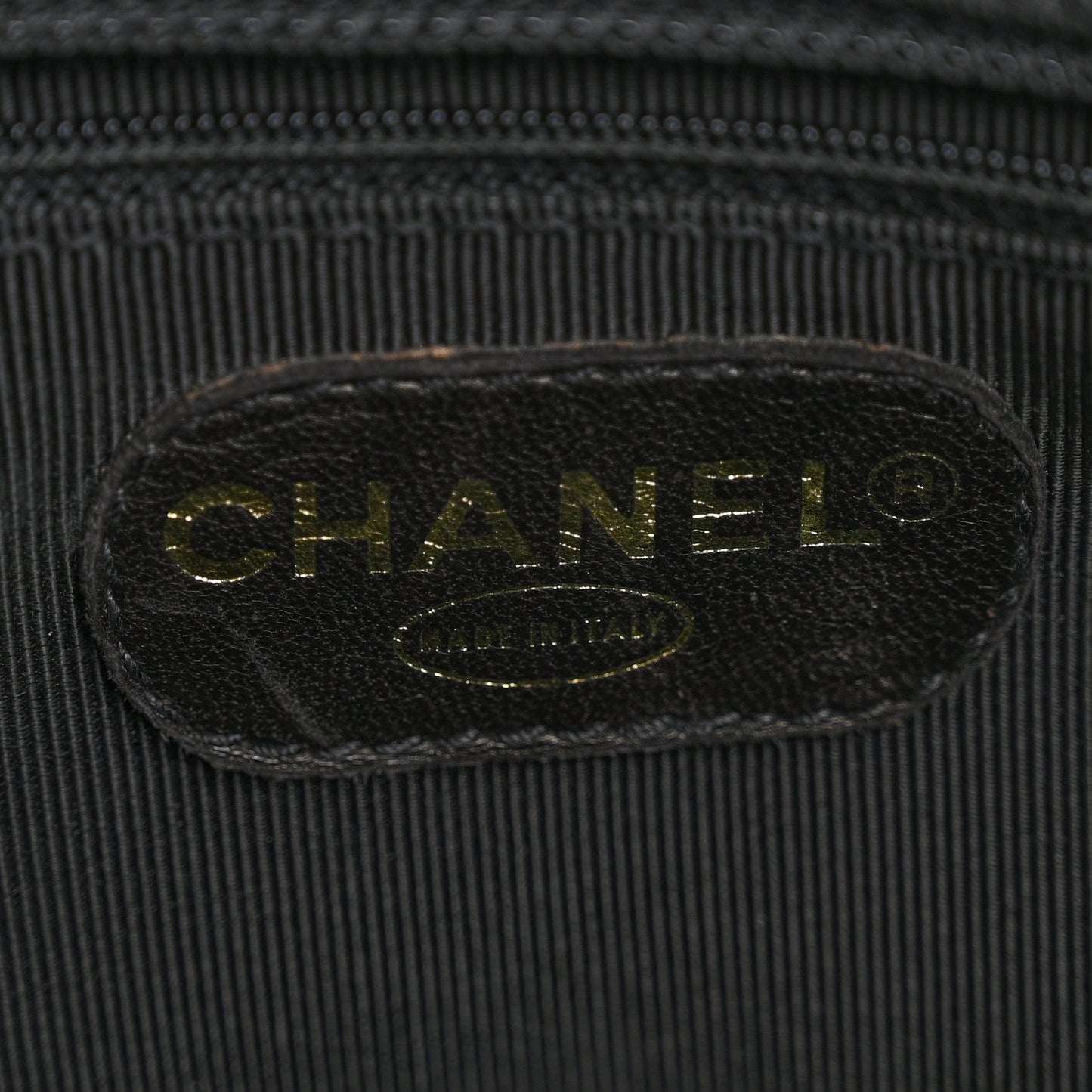 Caviar Shoulder Bag Black