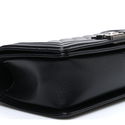 Caviar Quilted Medium Boy Flap Black