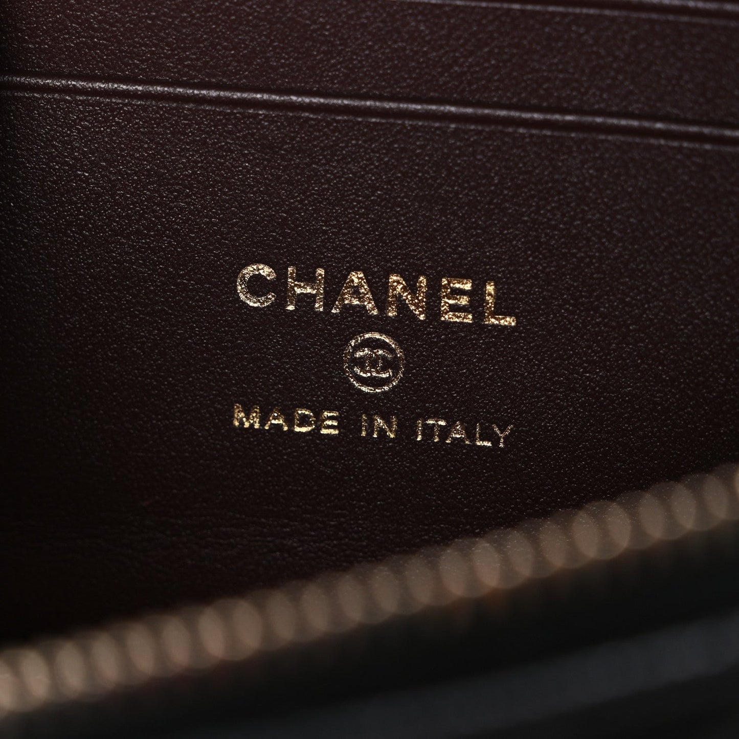 Caviar Quilted Top Handle Slim Vanity With Chain Black