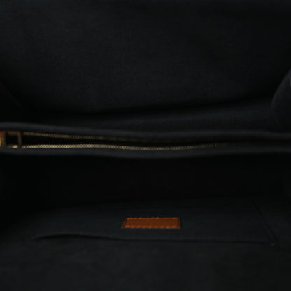 Reverse Monogram Dauphine MM