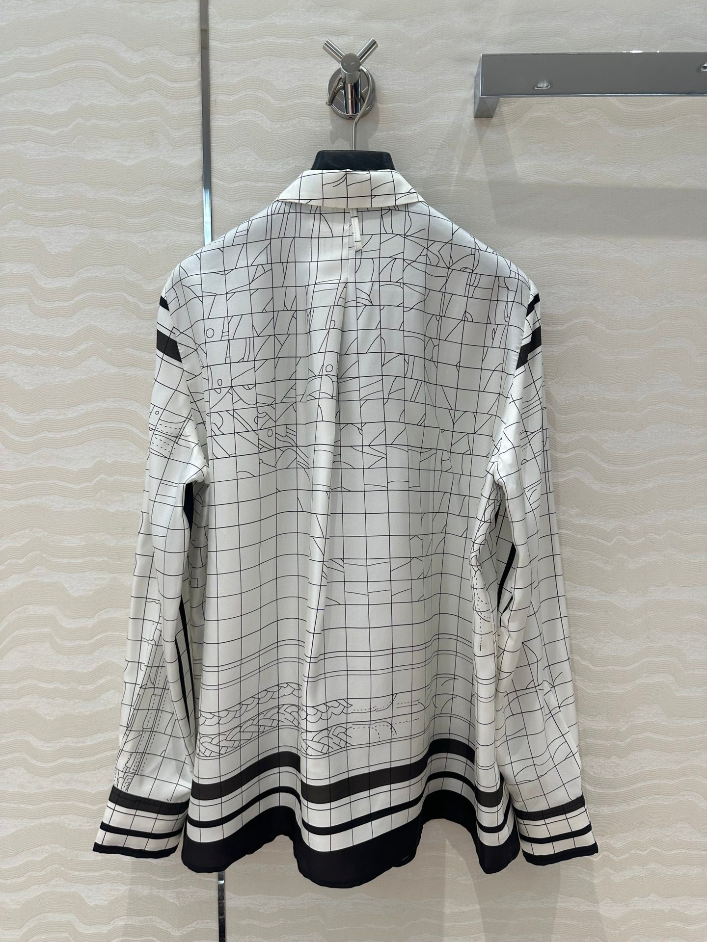 Hm 25 Coaching Deja Vu Shirt White Black Silk