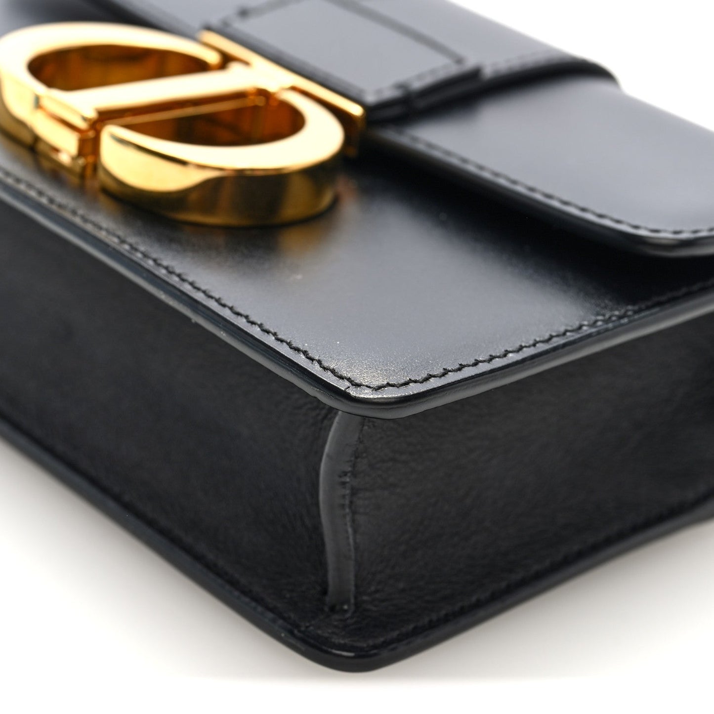 Smooth Calfskin Micro 30 Montaigne Flap Bag Black