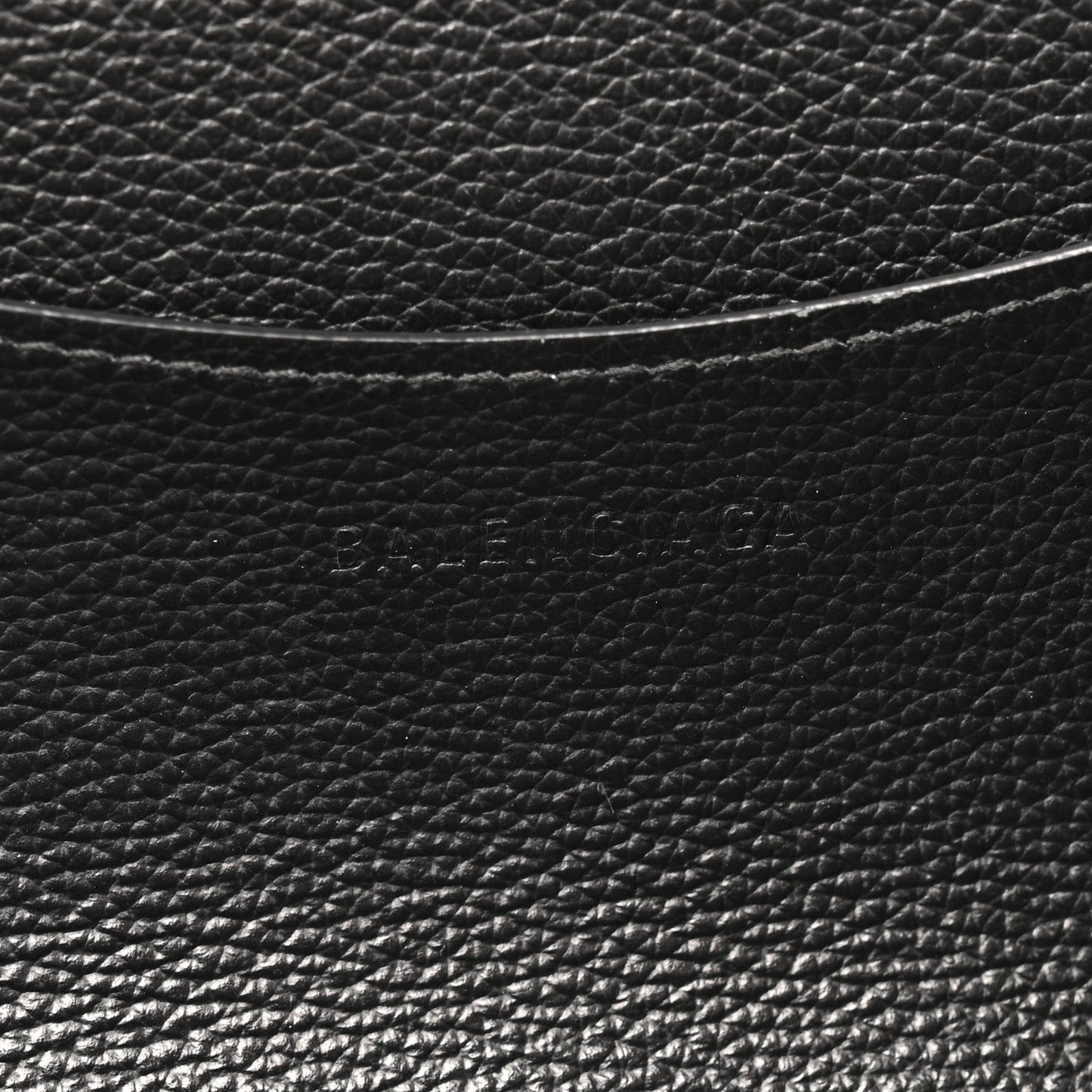 Grained Calfskin Neo Classic Black Hardware Medium City Black