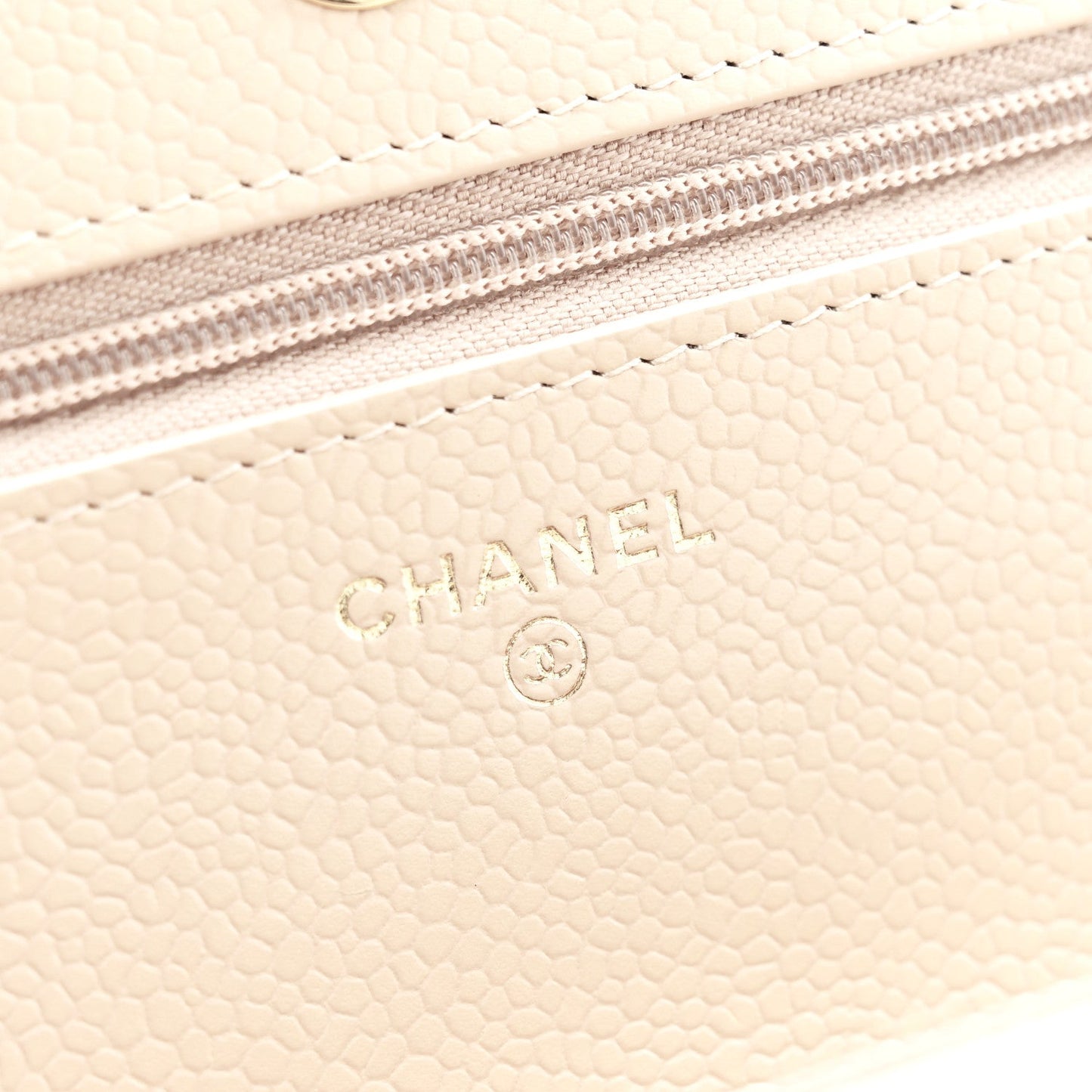 Caviar Quilted Wallet on Chain WOC Beige
