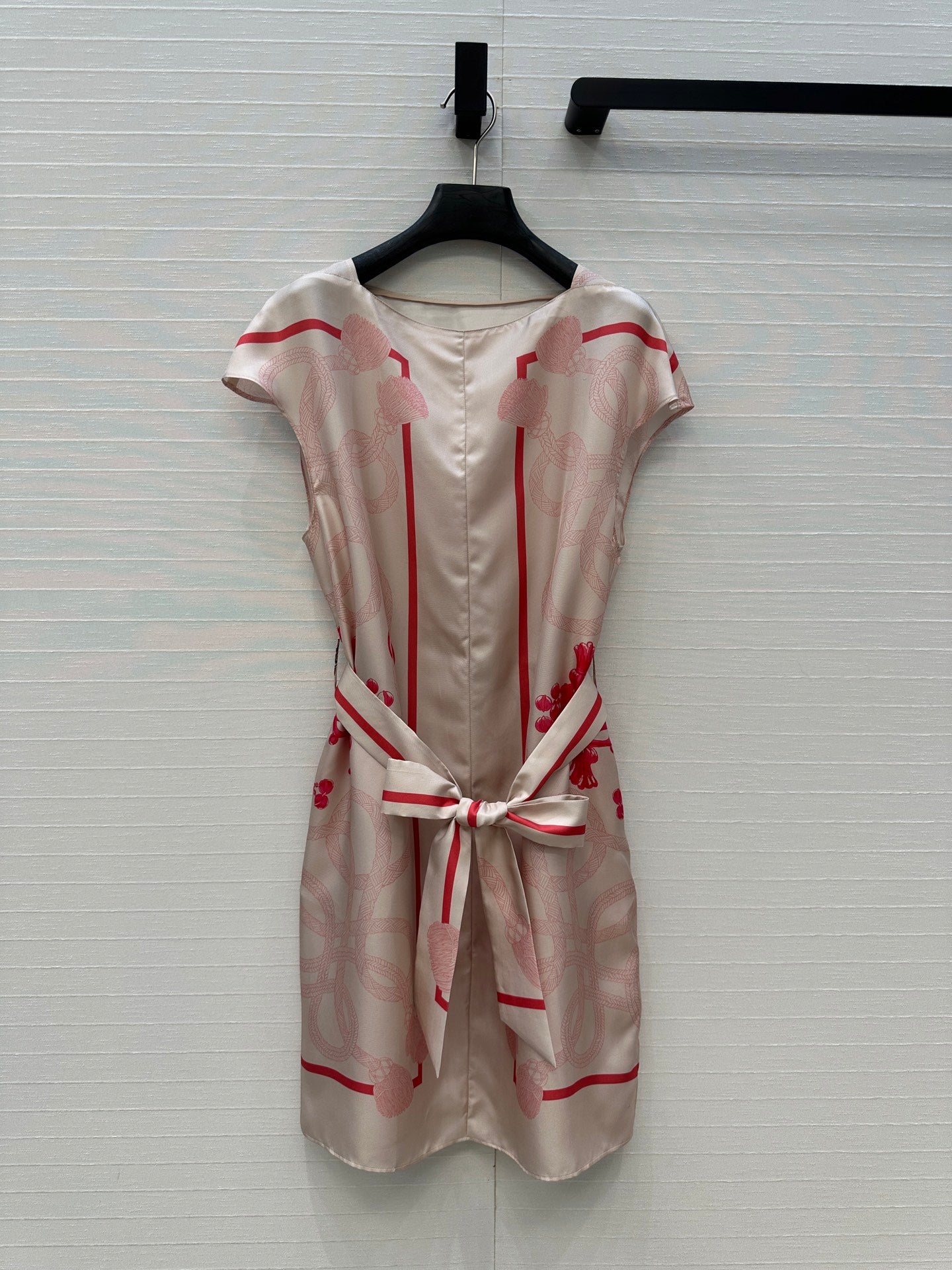 HM 25S Palefroi Remix Sleeveless Dress Graphic Print in Pink Silk