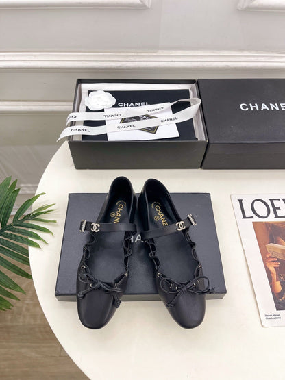 CC 26 SS Ruffled Bow Mary Jane Flats Black Calfskin 586928