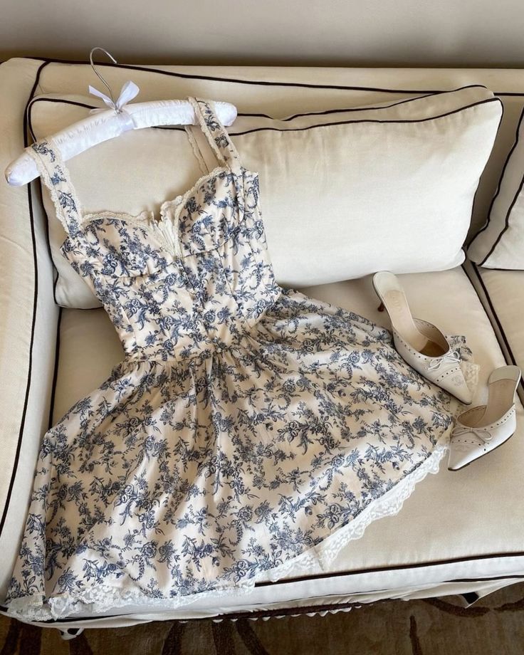 formaldressy-- Blue floral elegant short chiffon homecoming dress for girls garden party dress blue and white porcelain gh5719