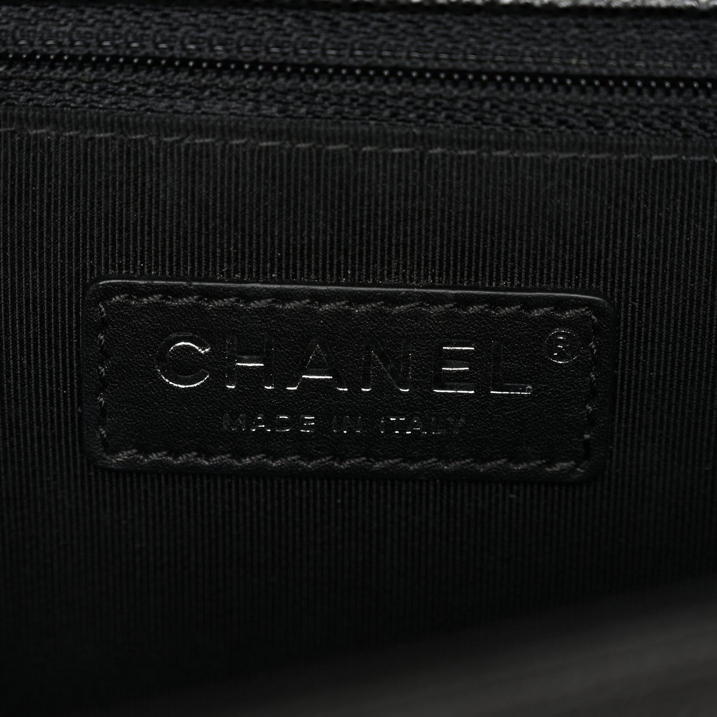 Caviar Quilted New Medium Boy Flap Black