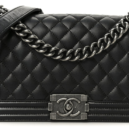 Caviar Quilted Medium Boy Flap Black