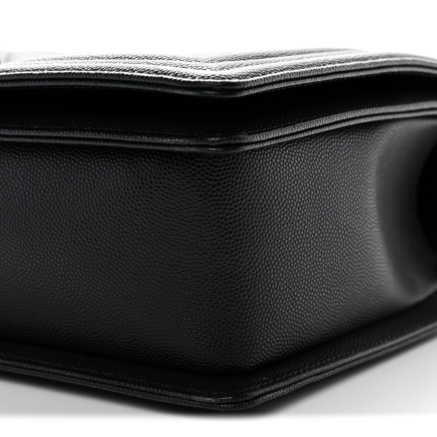 Caviar Quilted New Medium Boy Flap Black
