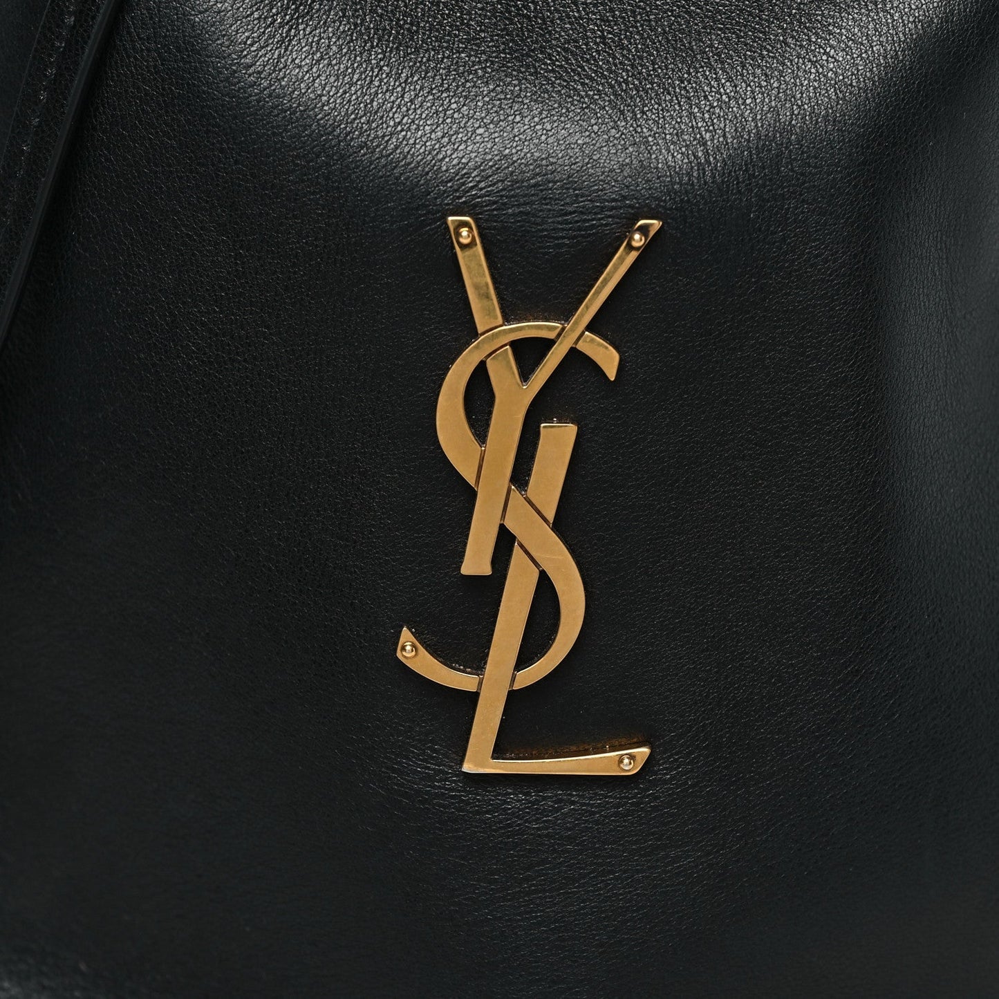 Lambskin Pochon Shoulder Bag Black
