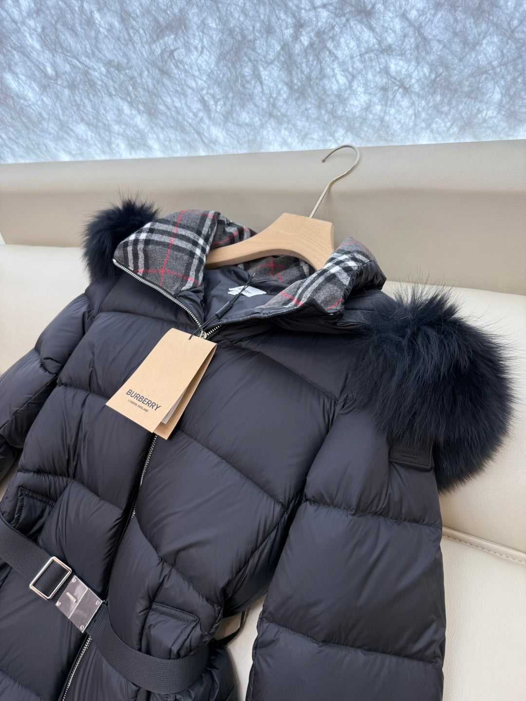 Burberry 25 Fur Collar Plaid Slim-fit Black Jacket Polyester Down