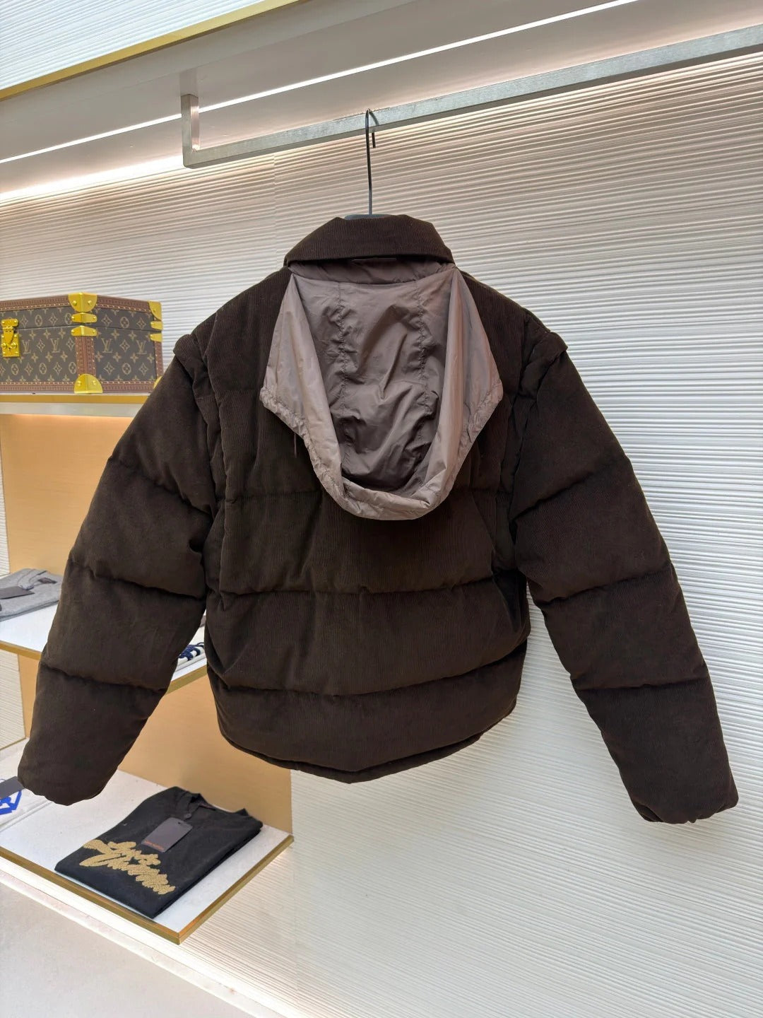 PRADA 25S VELVET PUFFER JACKET 459