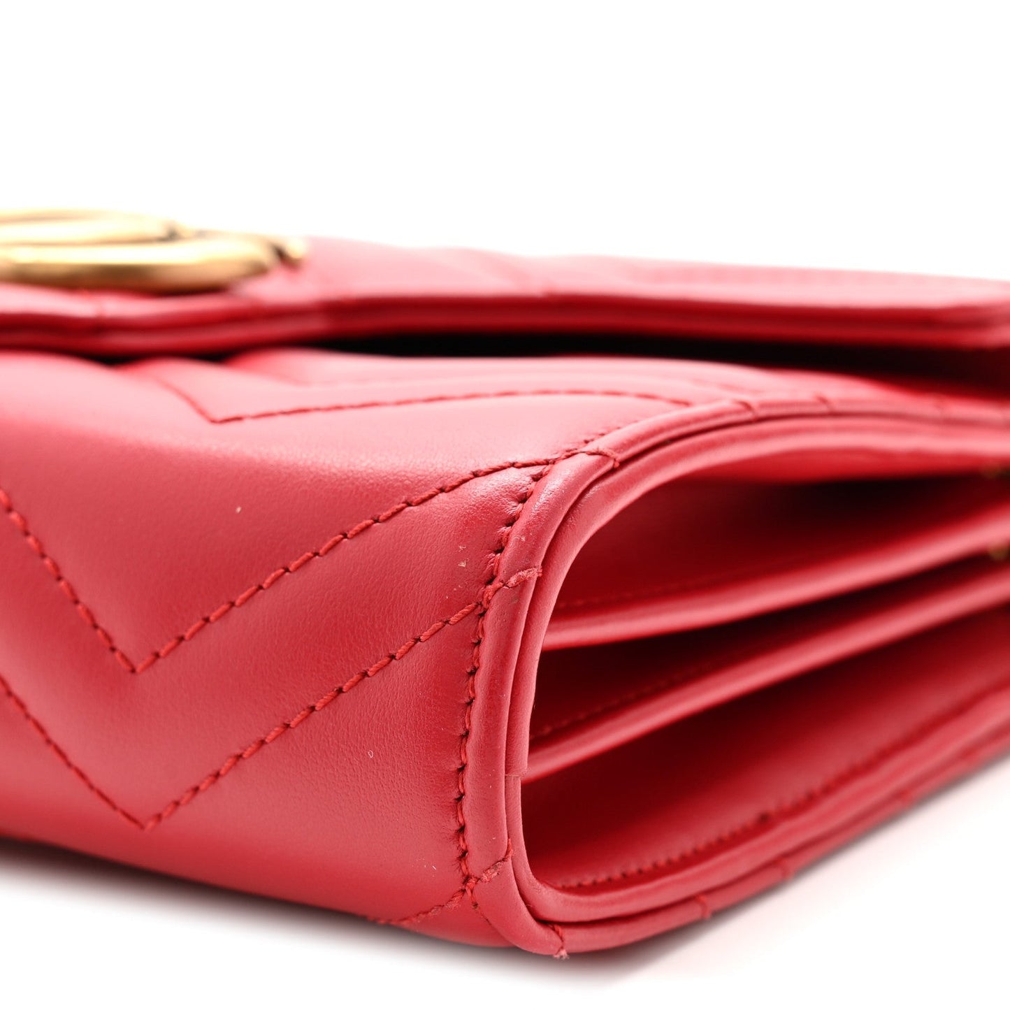 Calfskin Matelasse GG Marmont Chain Wallet Hibiscus Red