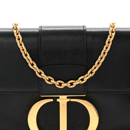 Calfskin 30 Montaigne Chain Pouch Black