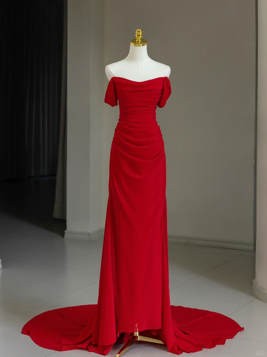 Modest Bridal Gown Sheath Off The Shoulder With Short Sleeves Tulle Wedding Dresses Elegant Brides Gowns DH1134