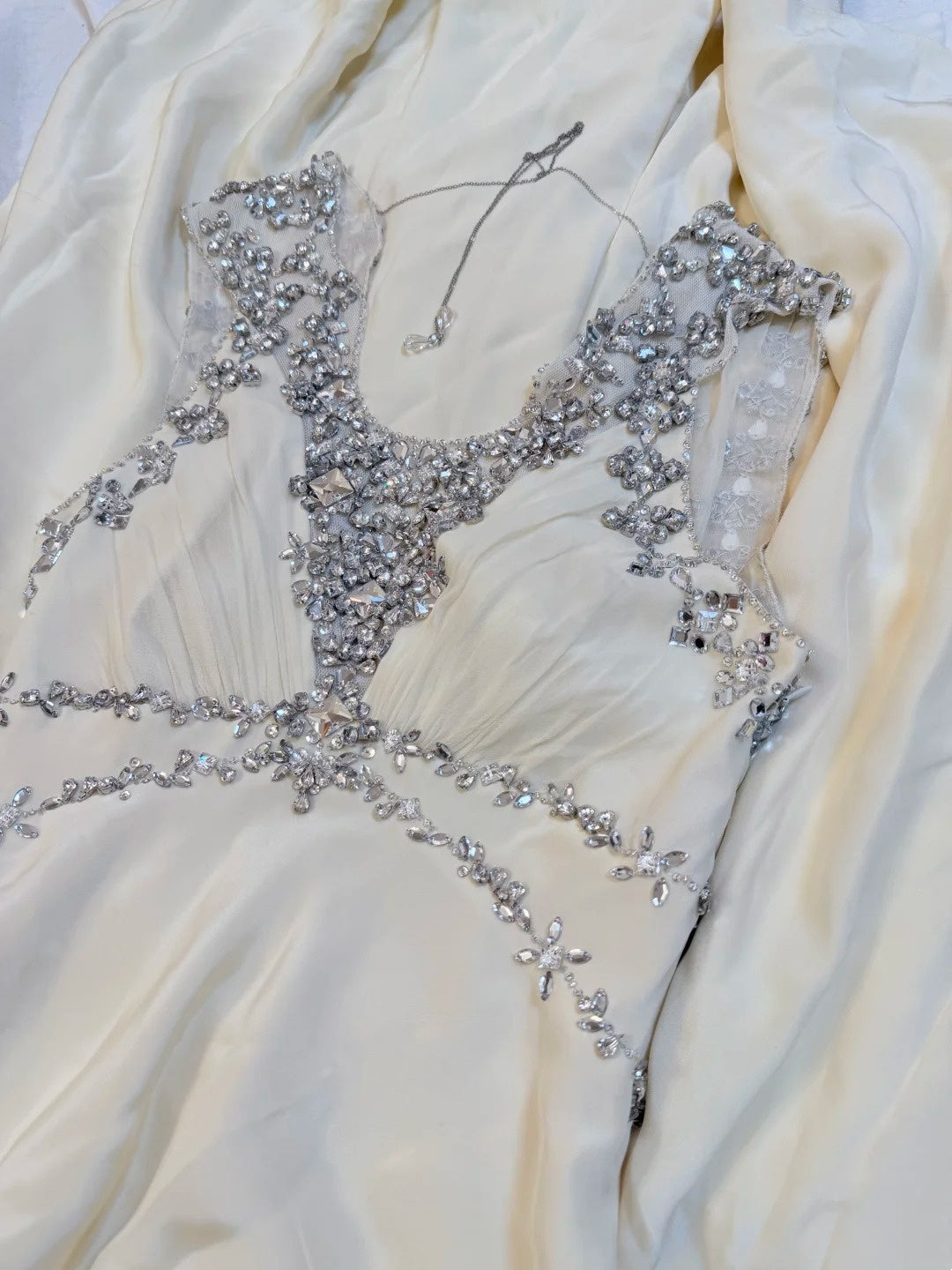formaldressy-Cream Chiffon Sleeveless Floor-Length Beaded Evening Gown gh6309