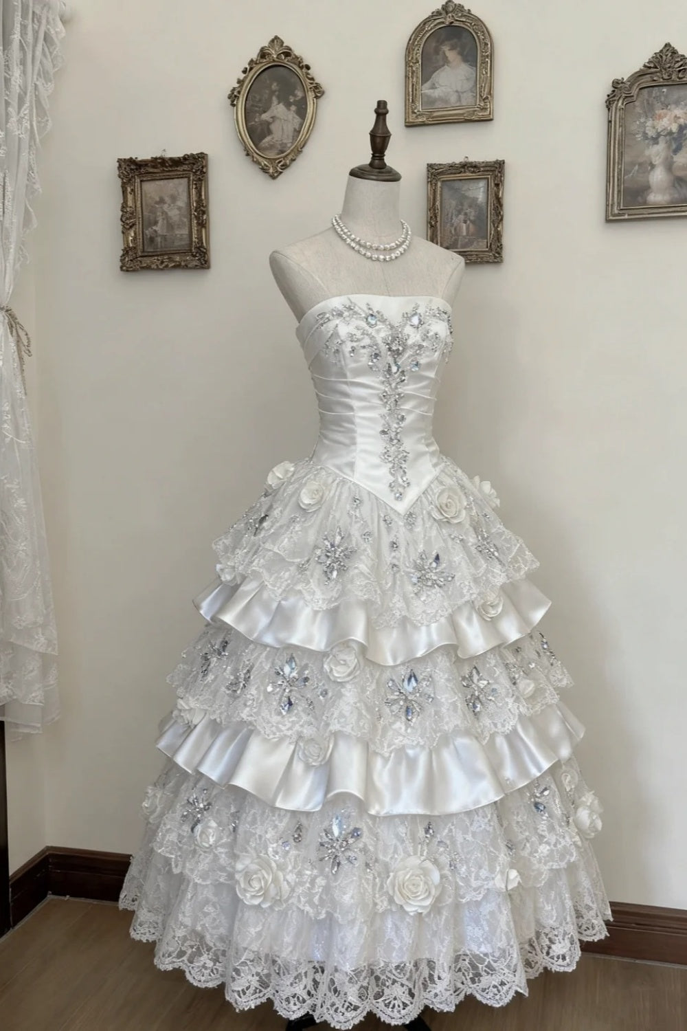 formaldressy-Romantic Tea - Party Atmosphere Styleï¼_hite Satin & Lace & Rhinestone 3D Floral Strapless Floor - Length Birthday Fantasy Dress gh5892