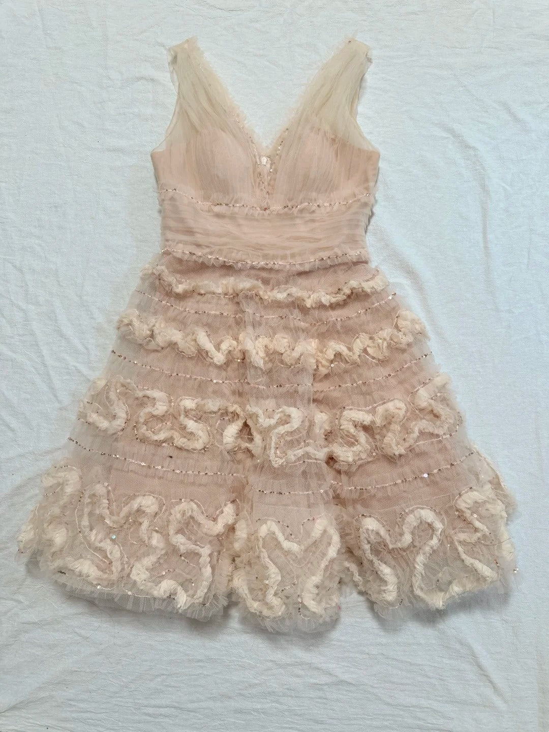 formaldressy-Nude Pink Tulle Sleeveless Midi Dress with Sequins and 3D Textured Patterns gh6312