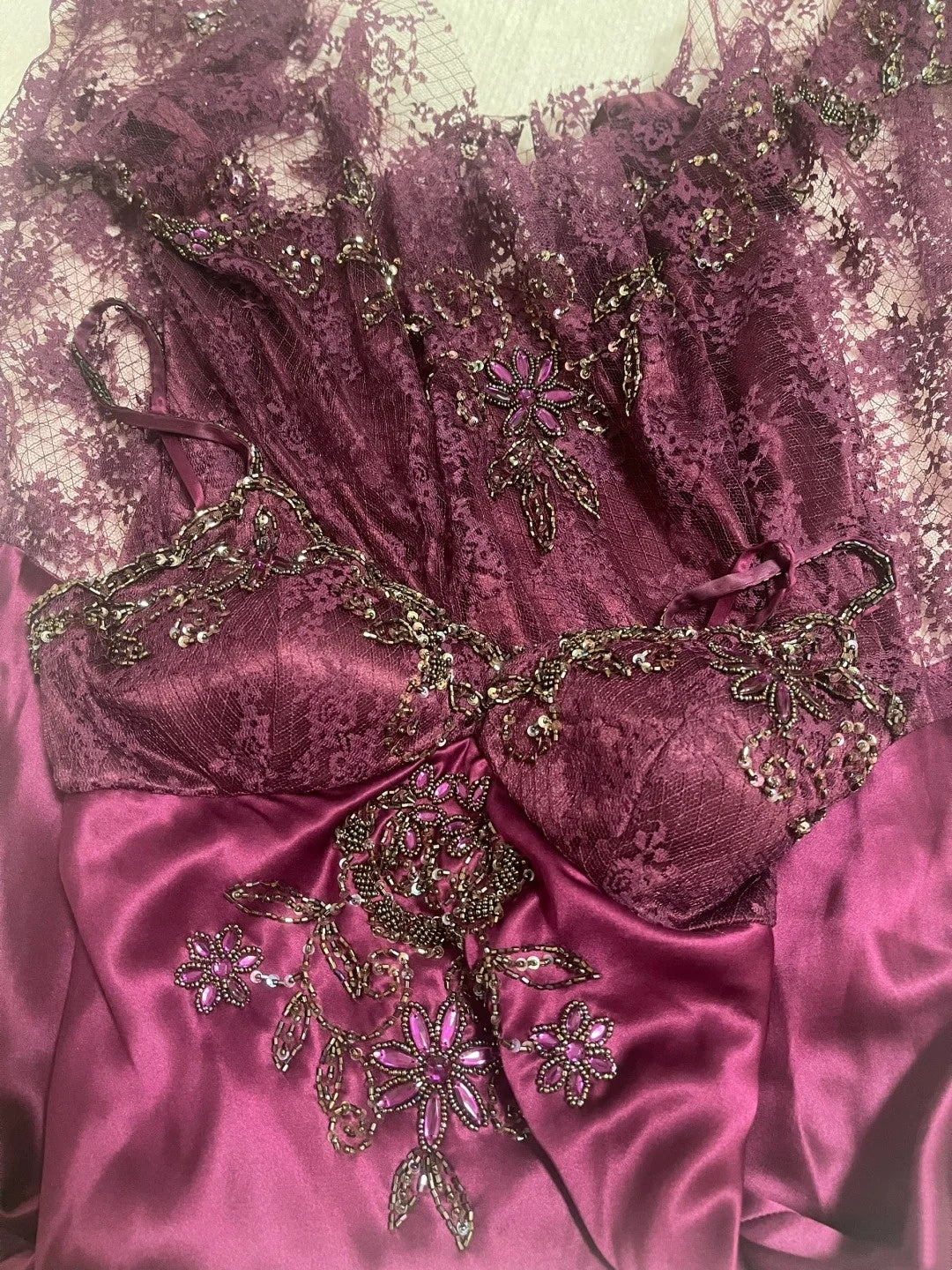 formaldressy-Burgundy Satin Lace Paneled Spaghetti Straps High-Low Midi Dress with Beading and Sequins gh6308