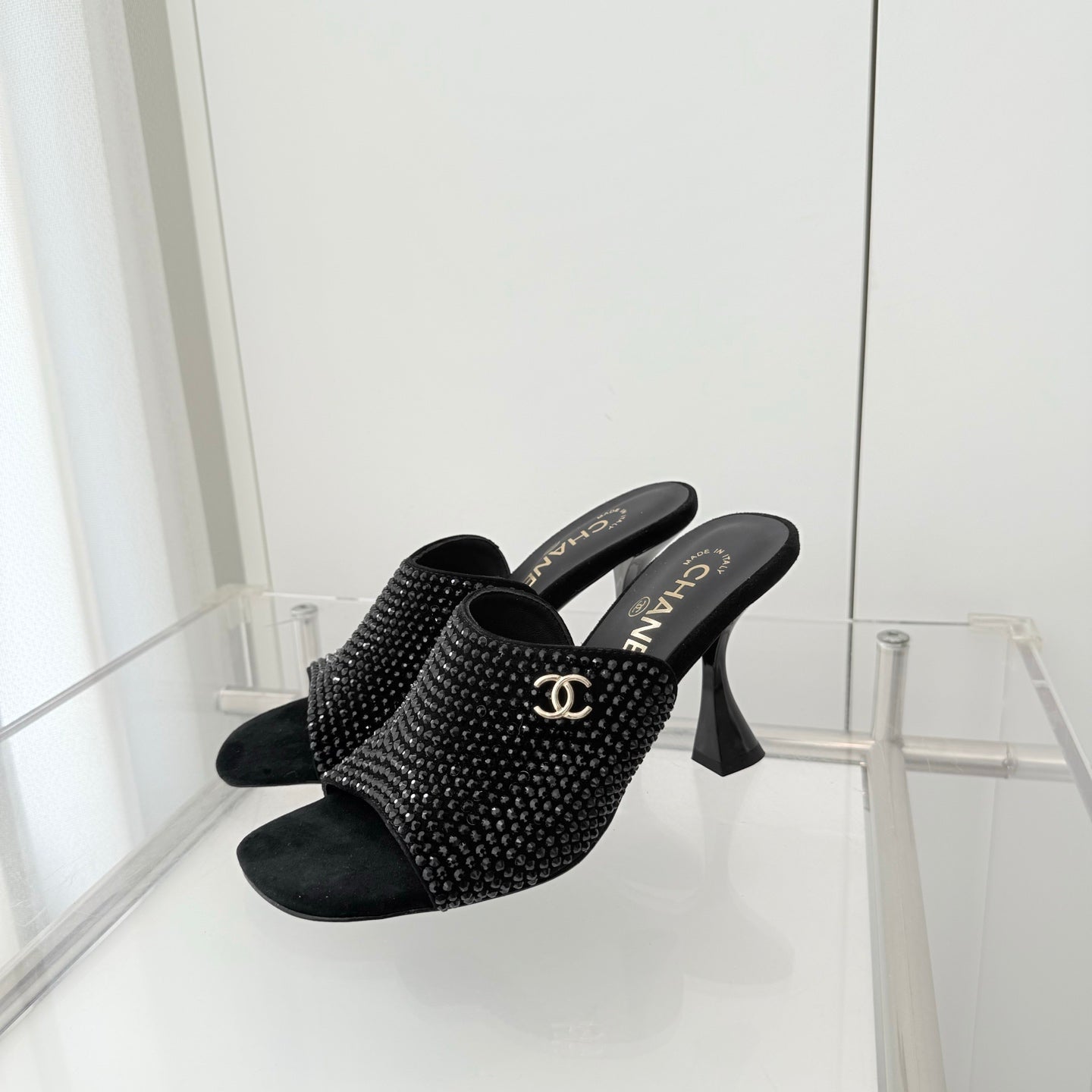 CC 26 Sandal 90 Black Rhinstone Deer Hide 597375