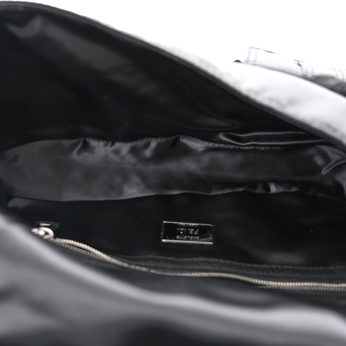 Econyl Cuoio Romano Multipocket Baguette Black