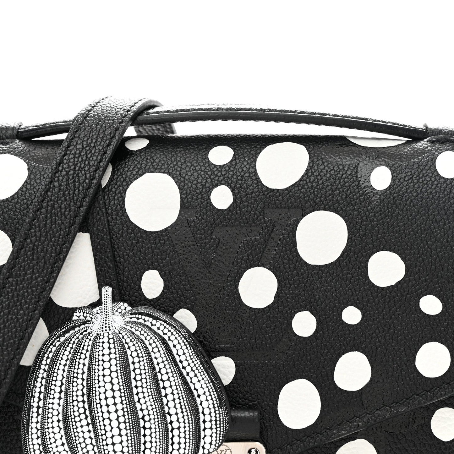 LV X YK Empreinte Monogram Giant Pochette Metis Black