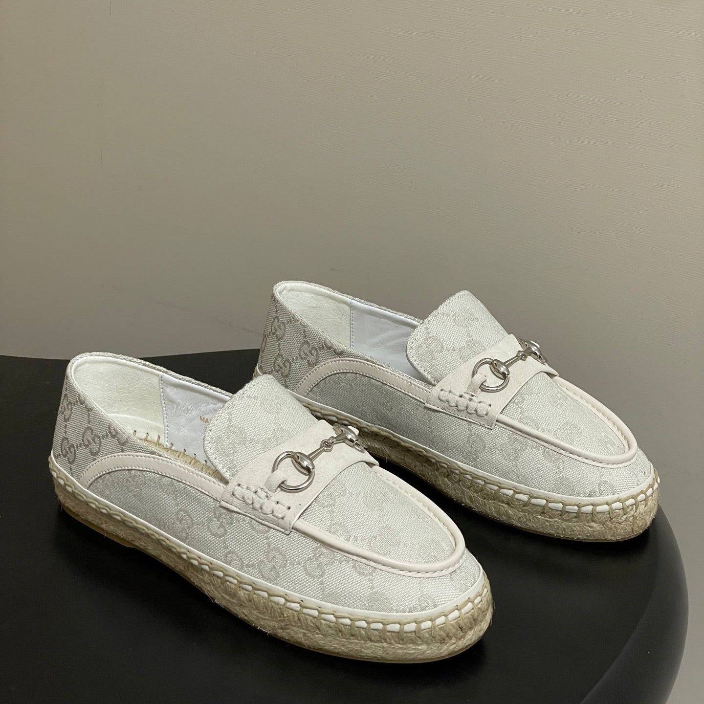 GG 26ss Slip-on Loafers Ivory Denim 593495