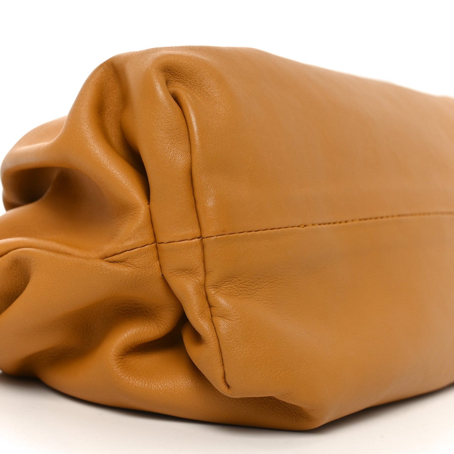 Calfskin The Pouch Chain Cammello