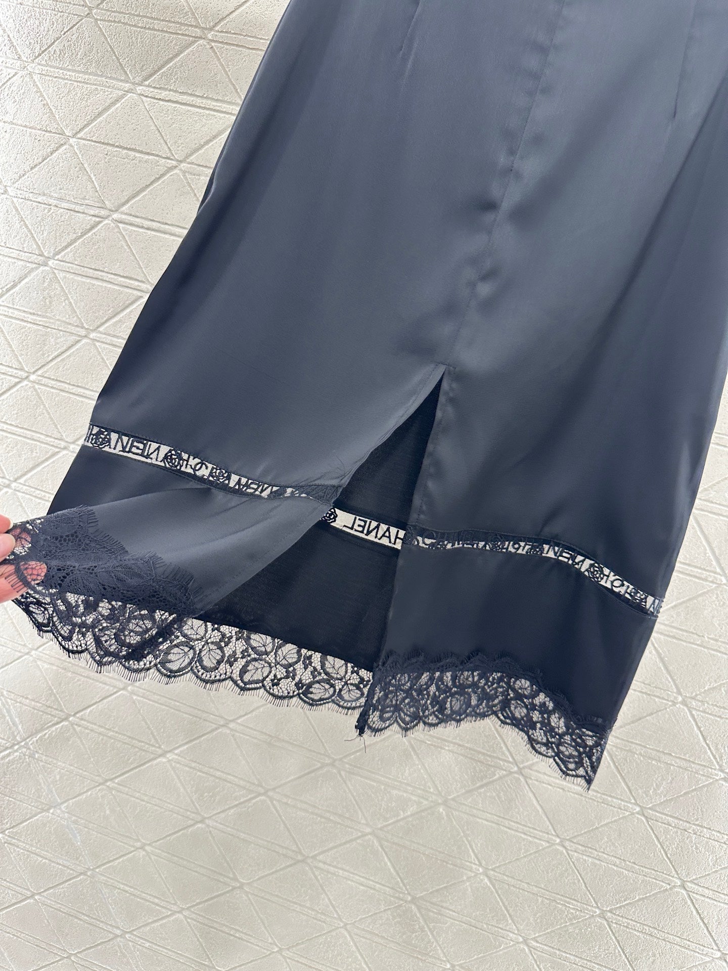 CHANEL EMBROIDERED SKIRT STYLE 284