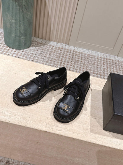 CC 26s Shoes 2cm Black Quited Calfskin 583905